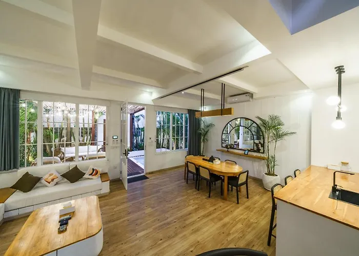 Noumea - Classy Smart 3bd In Canggu! *
