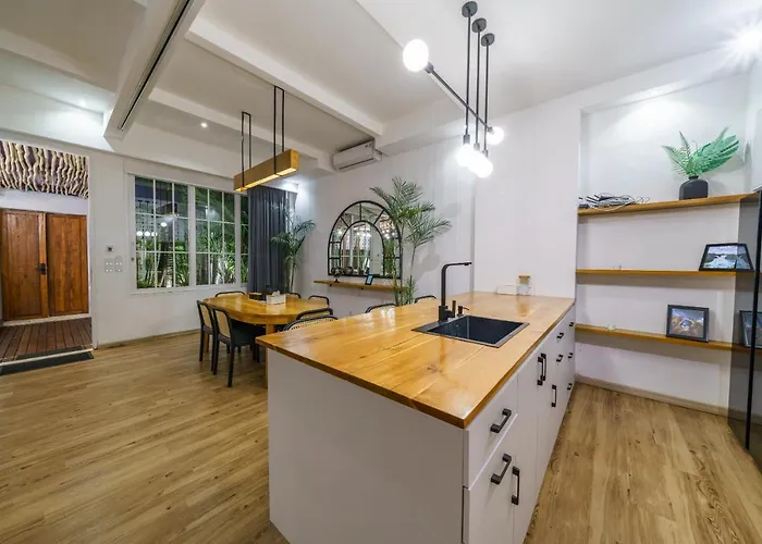 Noumea - Classy Smart 3bd In Canggu! Villa