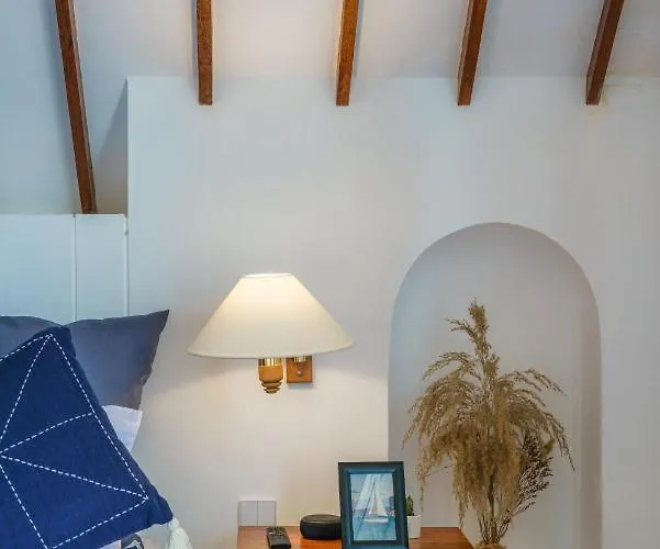 Noumea - Classy Smart 3bd In Canggu!