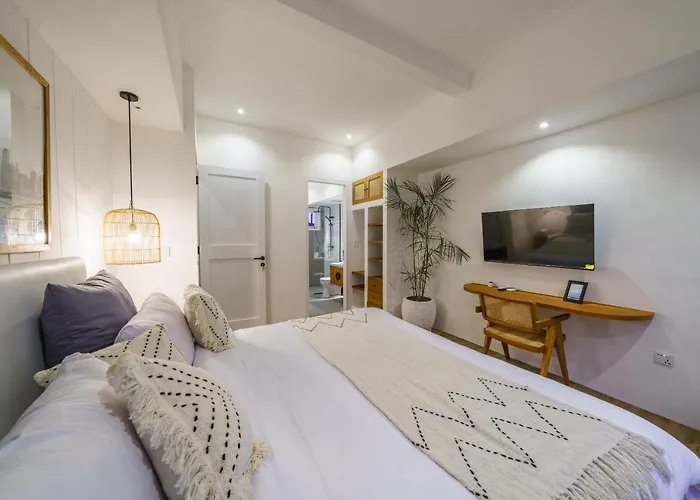 Noumea - Classy Smart 3bd In Canggu!